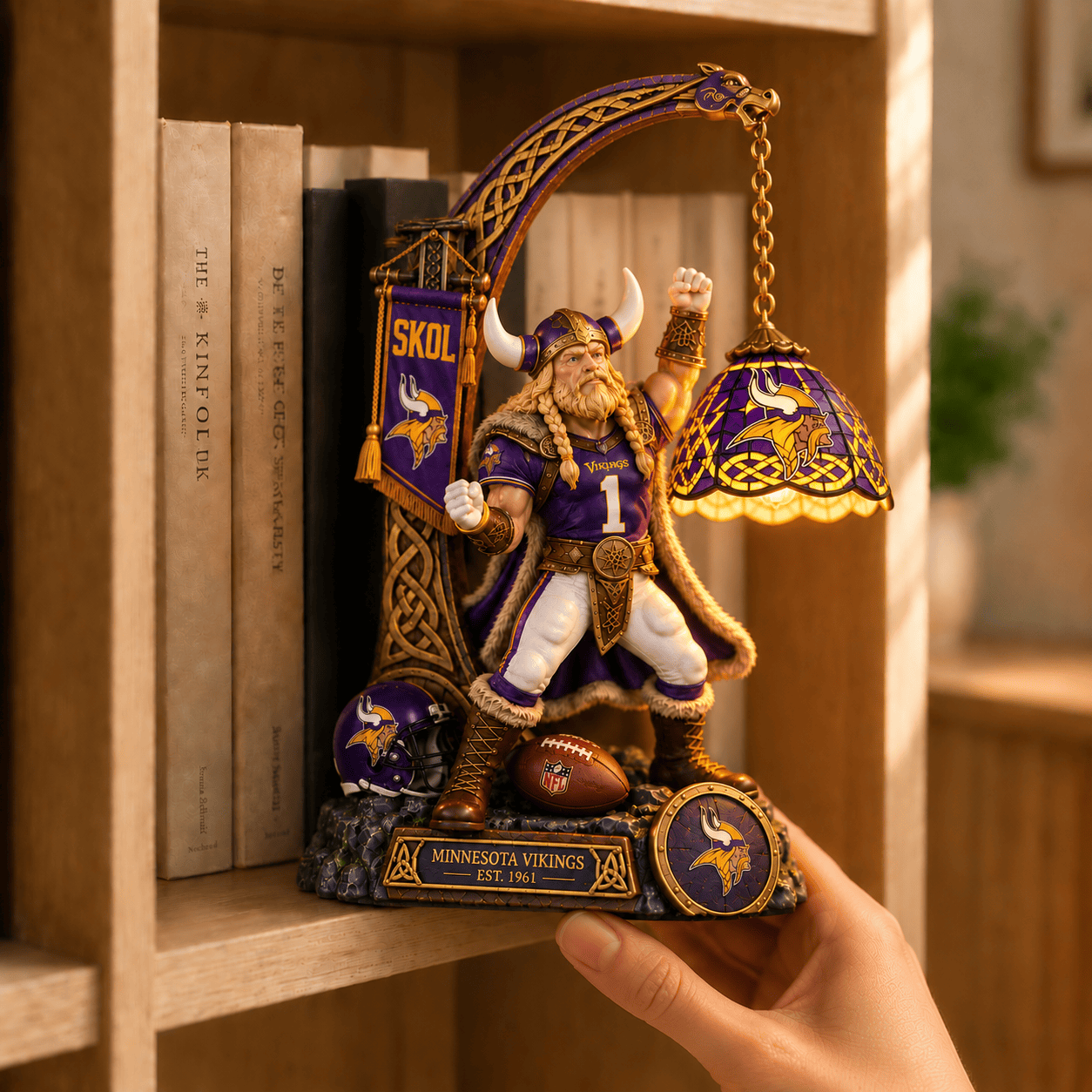 Premium MNV Bookshelf Figurines Lamp PDL